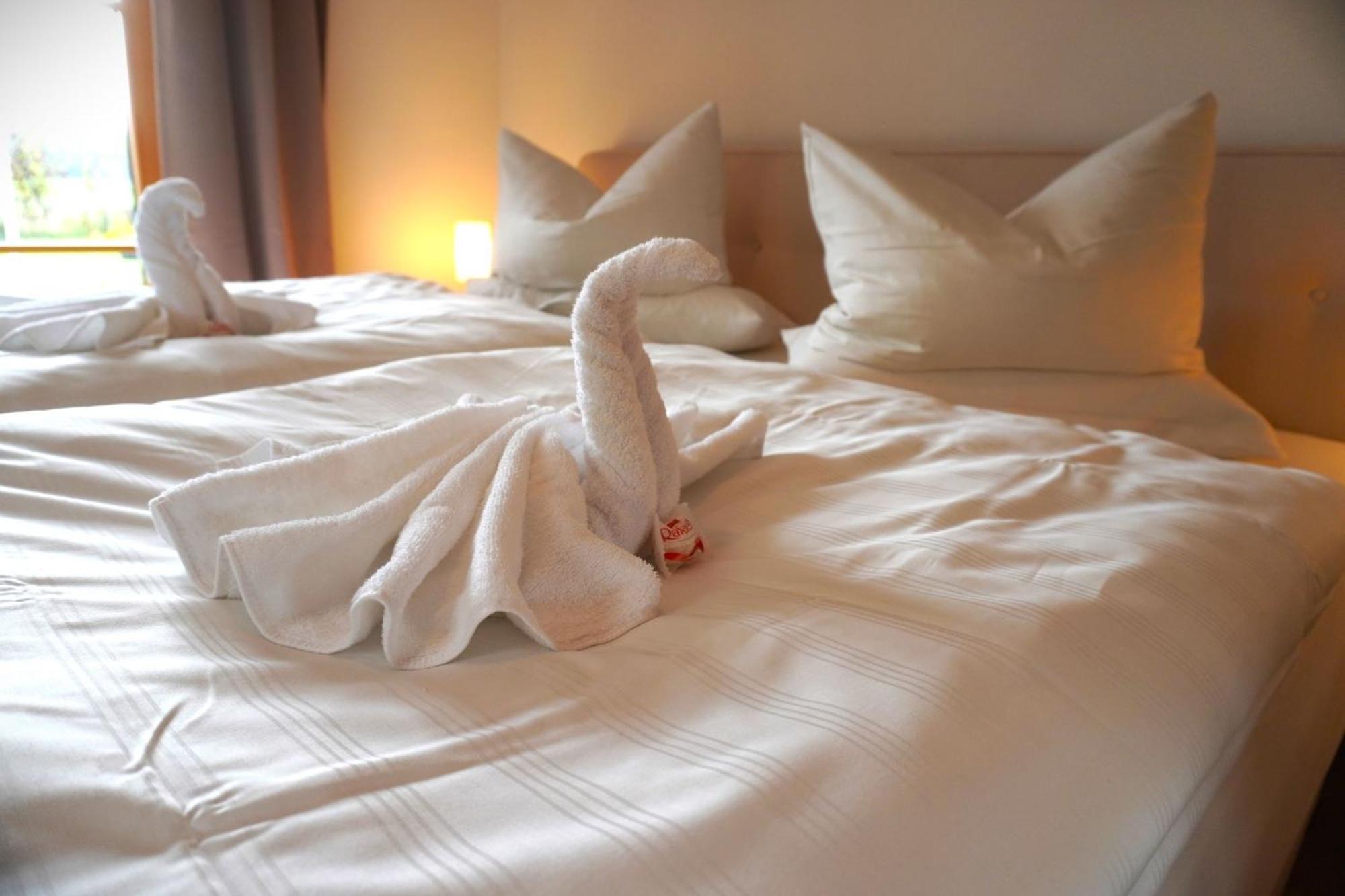 Ferienwohnung Lorenz Heufeld ภายนอก รูปภาพ