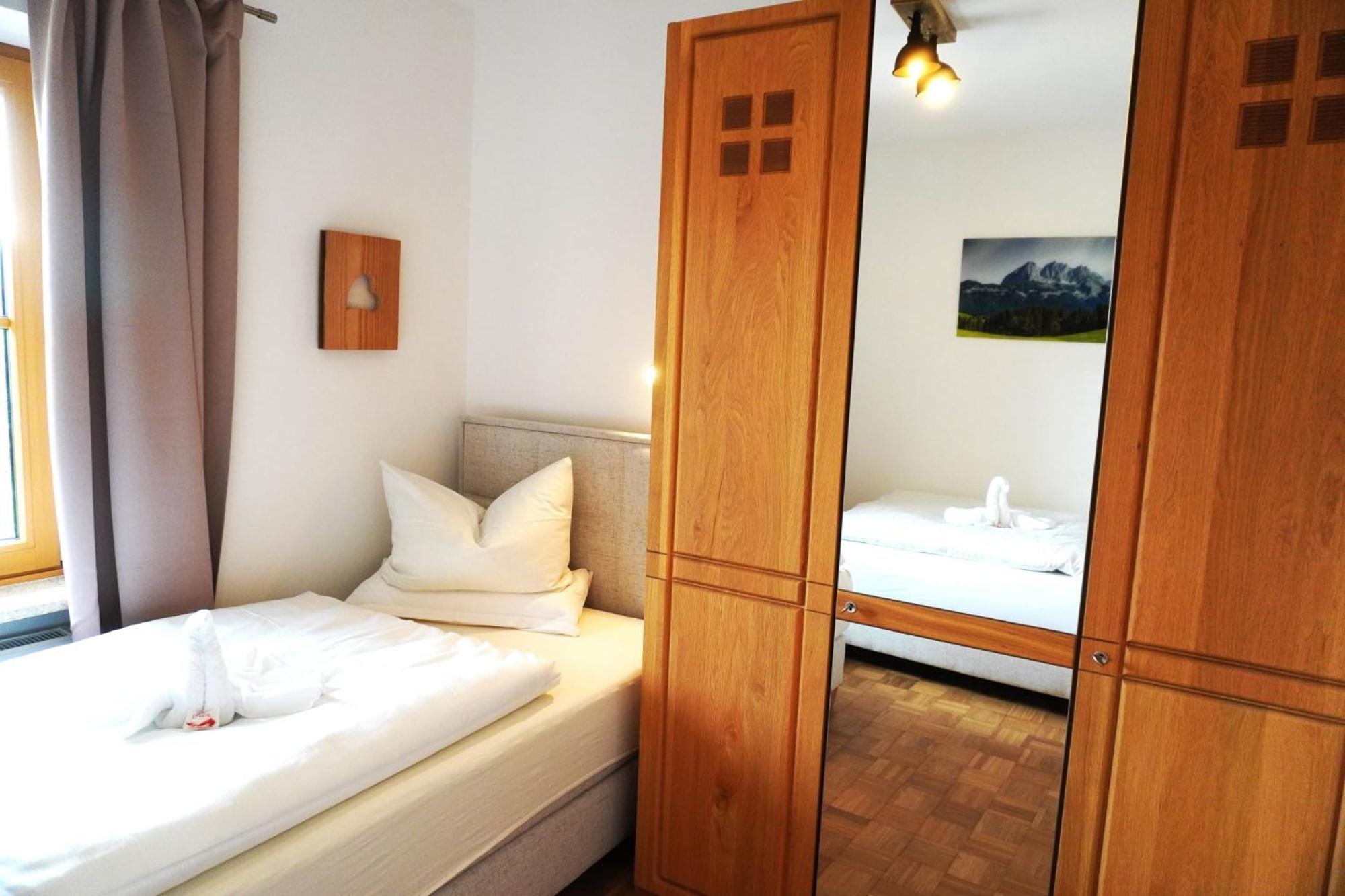 Ferienwohnung Lorenz Heufeld ภายนอก รูปภาพ