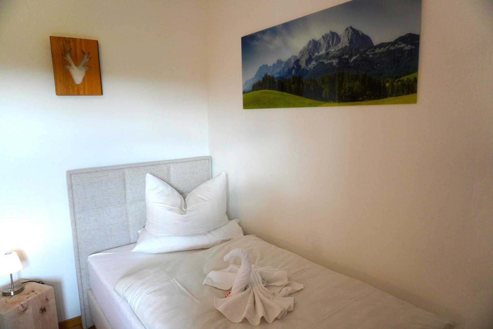 Ferienwohnung Lorenz Heufeld ภายนอก รูปภาพ